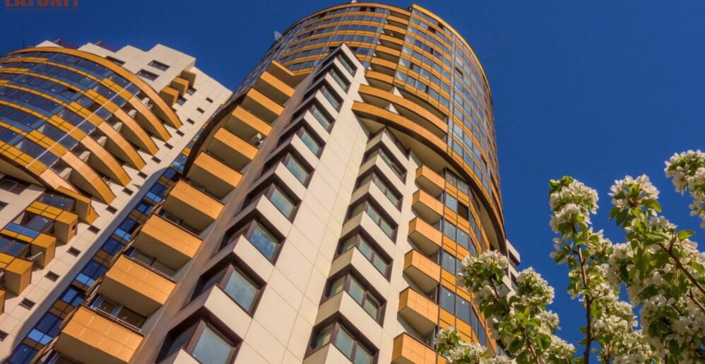 استفاده از آکواپنل و سمنت برد در نمای خشک برج ها و ساختمانها