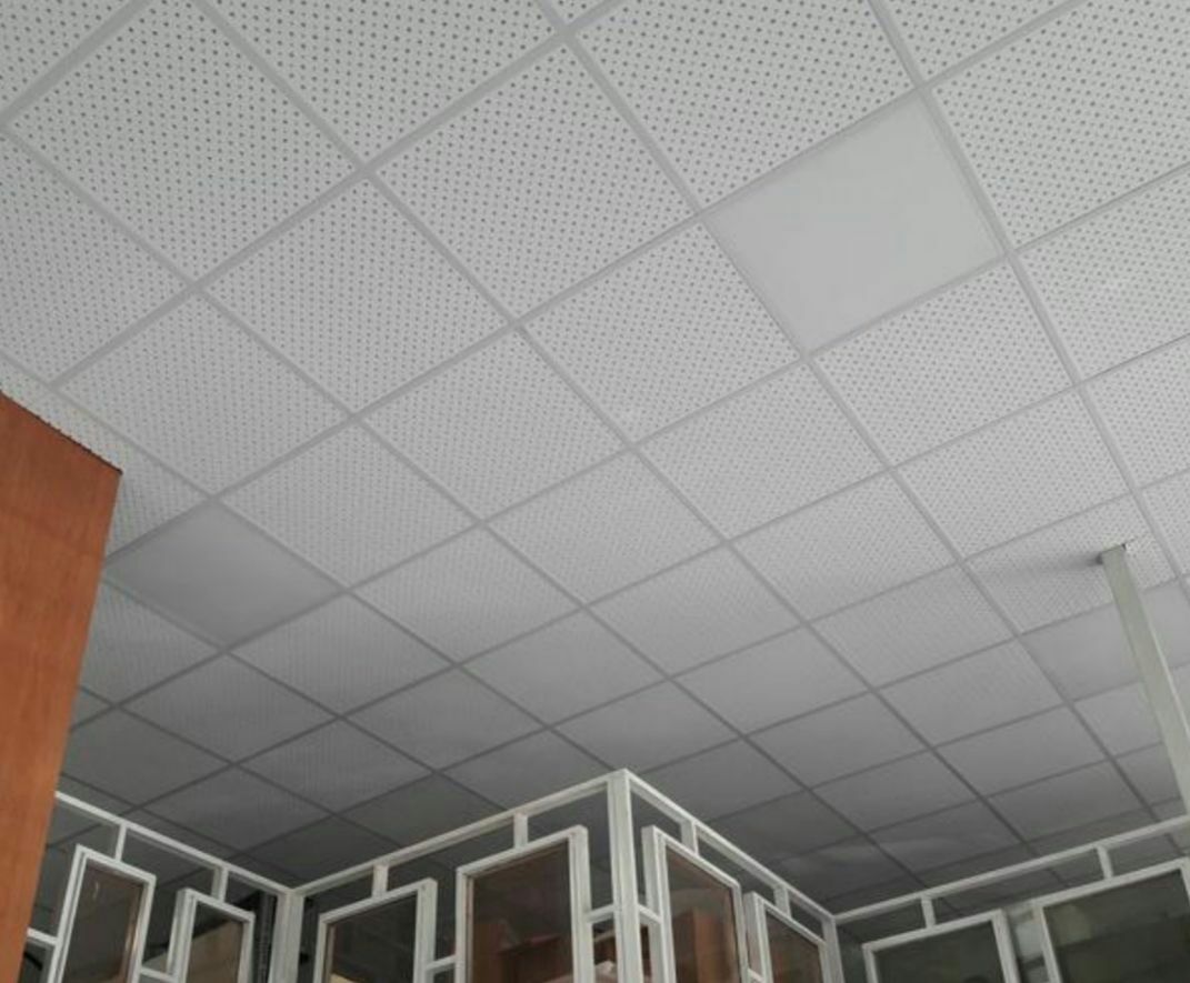 مزایا و معایب تایل گچی سقف کاذب  ای جی وی